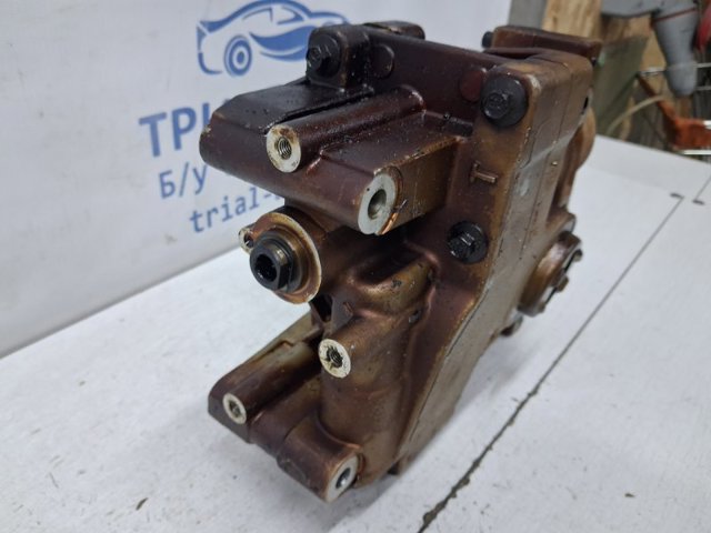 Масляный насос двигателя 7T4Z6600BA FORD