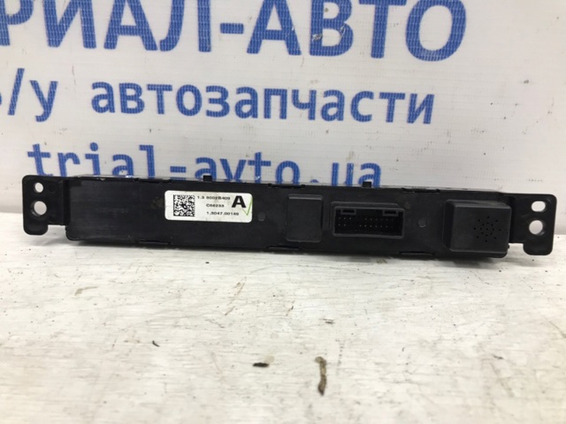 8002B409 MITSUBISHI Кнопка включения аварийного сигнала купить в Хмельницкий