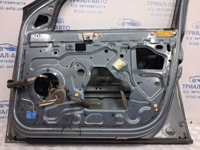 RENAULT 801006719R Дверь передняя правая в наличии Украина