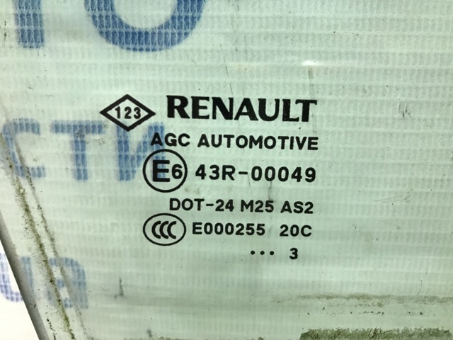 802620001R RENAULT Стекло двери передней правой купить в Черкассы