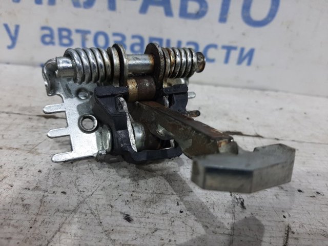 804303543R RENAULT Ограничитель открывания двери передний купить в Житомир