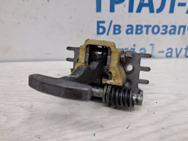 804303543R RENAULT Ограничитель открывания двери передний купить в Кривой Рог