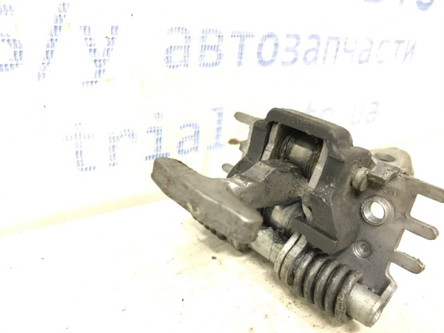 804308139R RENAULT Ограничитель открывания двери передний купить в Павлоград