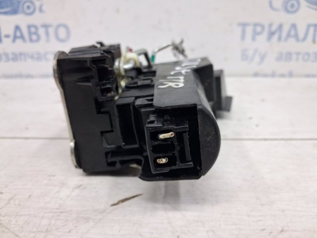 805021840R RENAULT Замок передней правой двери купить в Кривой Рог