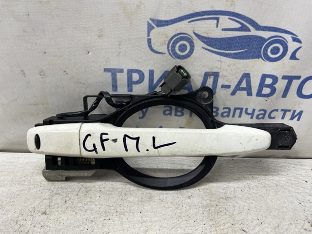 Держатель наружной ручки двери, передней левой 80611W020P MITSUBISHI