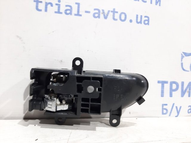 NISSAN 806709Y000 Ручка двери передней внутренняя правая в наличии Каменское