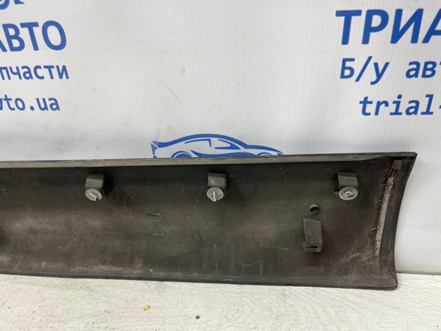 NISSAN 808704EA0A Молдинг двери передней правой в наличии Житомир
