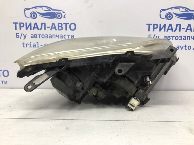 Фара дальнего света в сборе 8117005192 TOYOTA