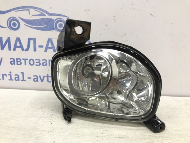 Правая противотуманная фара 8121005060 TOYOTA