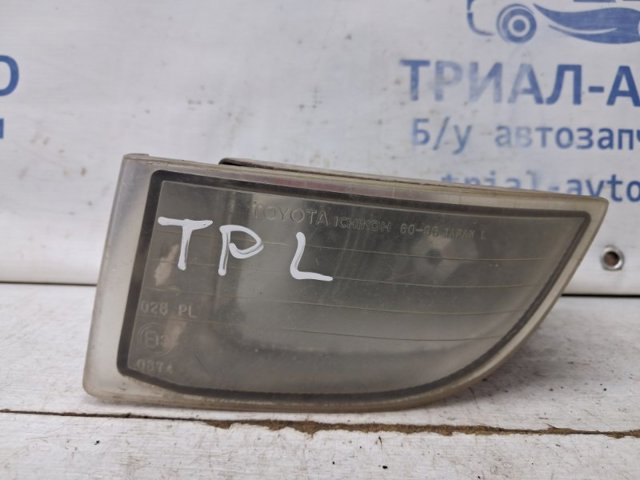 Левая противотуманная фара Toyota Land Cruiser PRADO ASIA