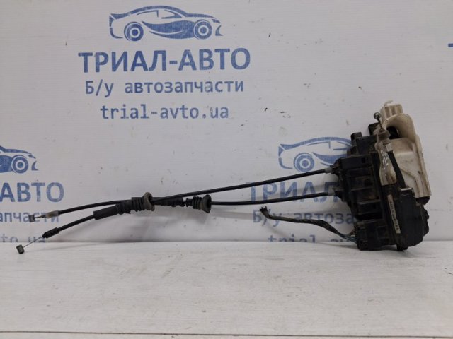 Запор кабины 813102L020 HYUNDAI