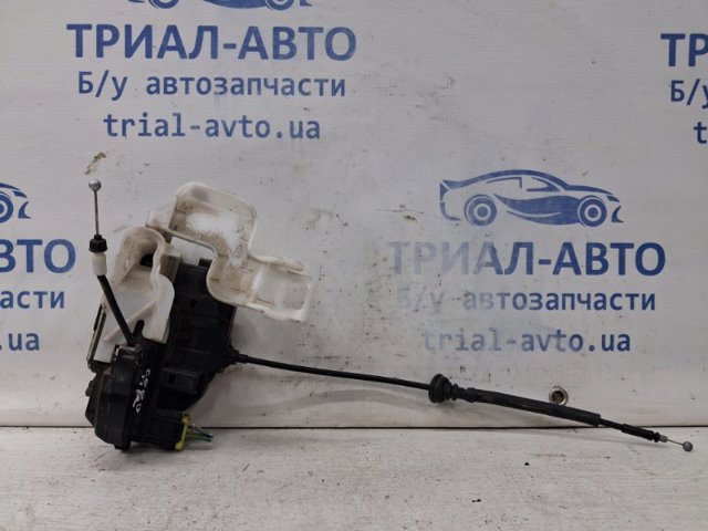 Замок передней пассажирской двери 813201H060 HYUNDAI