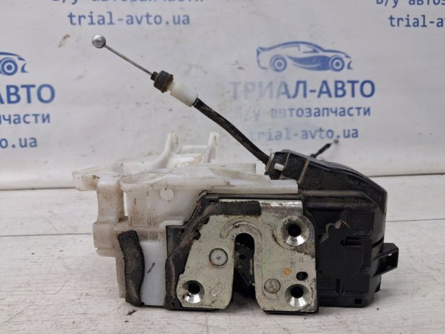 813201H060 HYUNDAI Замок двери передней правой купить в Житомир