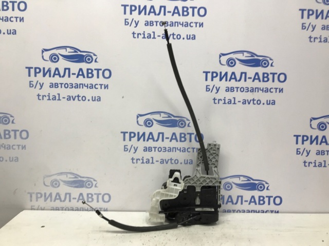 HYUNDAI 813203U020 Замок двери передней правой в наличии Кривой Рог