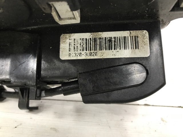 HYUNDAI 813203U020 Замок двери передней правой в наличии Киев