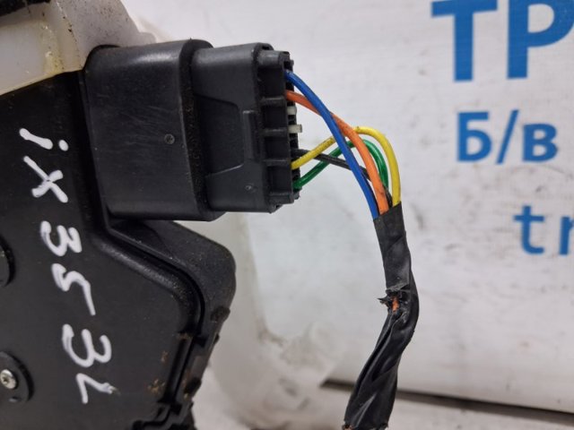 HYUNDAI 814102Y000 Замок двери задней левой в наличии Хмельницкий