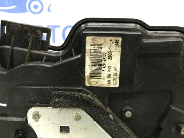 HYUNDAI 814202K100 Замок двери задней правой в наличии Львов