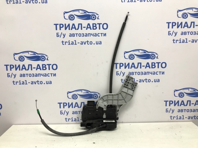 Замок задней правой двери  814203U010 HYUNDAI