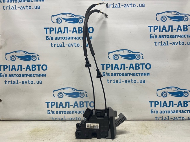 Замок двери задней правой 81420C5000 HYUNDAI