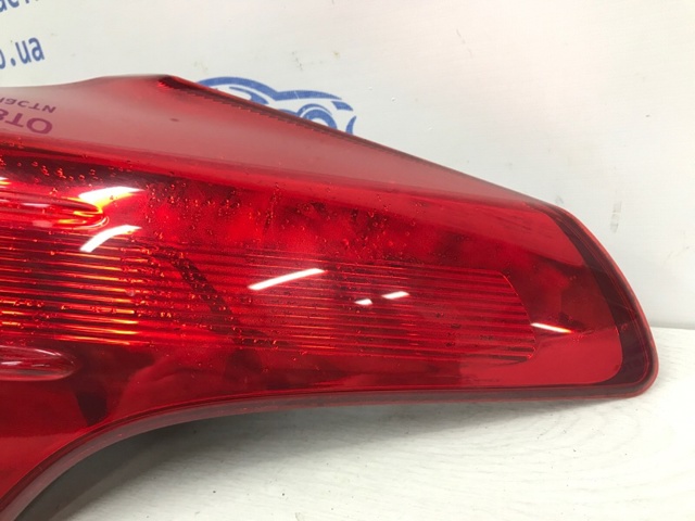 TOYOTA 8155142170 Фонарь задний правый внешний в наличии Полтава