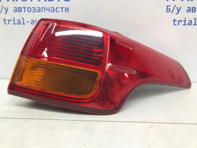 Фара задняя правая внешняя 8155142170 TOYOTA