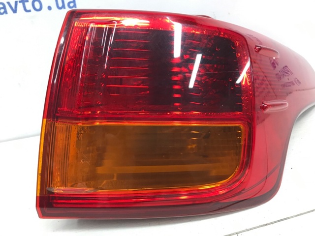 8155142170 TOYOTA Фонарь задний правый внешний купить в Киев