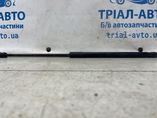 Амортизатор задней двери 81770A6000 HYUNDAI