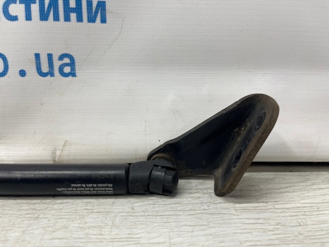 HYUNDAI 81770F1000 Амортизатор крышки багажника (двери 3/5-й задней) в наличии Винница