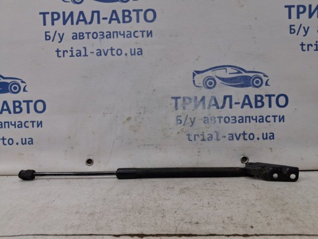 Амортизатор двери багажника 8186079J00 SUZUKI