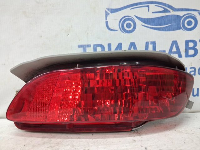 Фонарь заднего бампера, правый 8191048030 TOYOTA