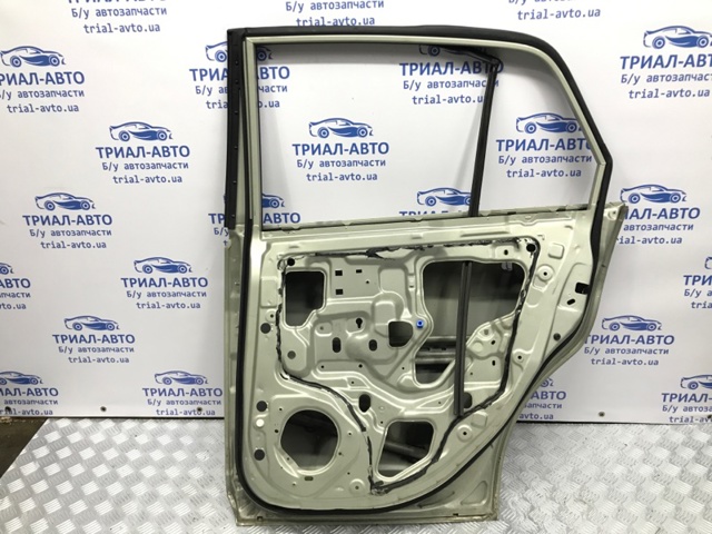 82100EL430 Дверь задняя правая купить Запорожье