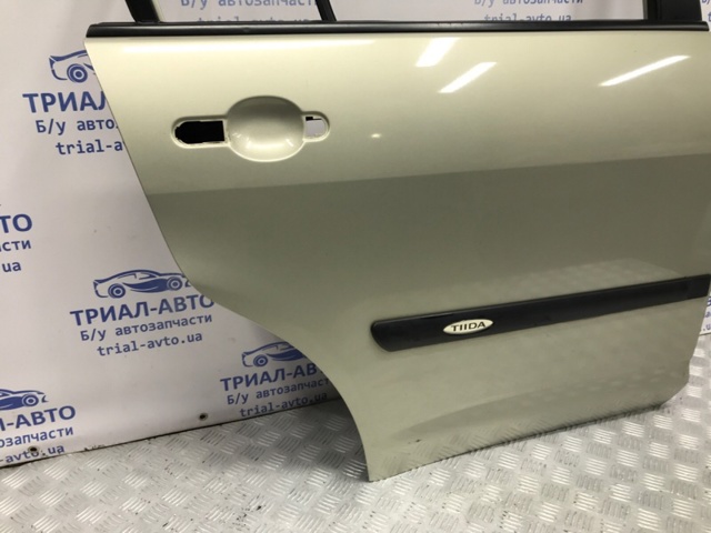 82100EL430 NISSAN Дверь задняя правая купить в Павлоград