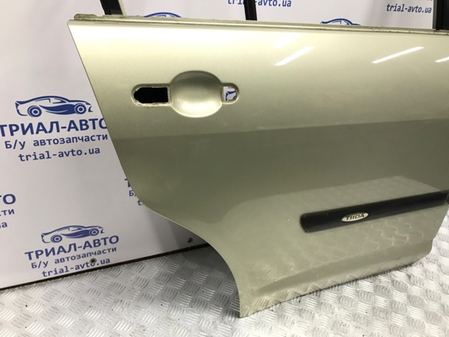 82100EL430 NISSAN Дверь задняя правая купить в Украина
