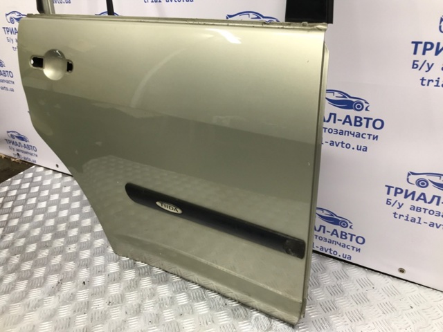 82100EL430 Дверь задняя правая купить Киев