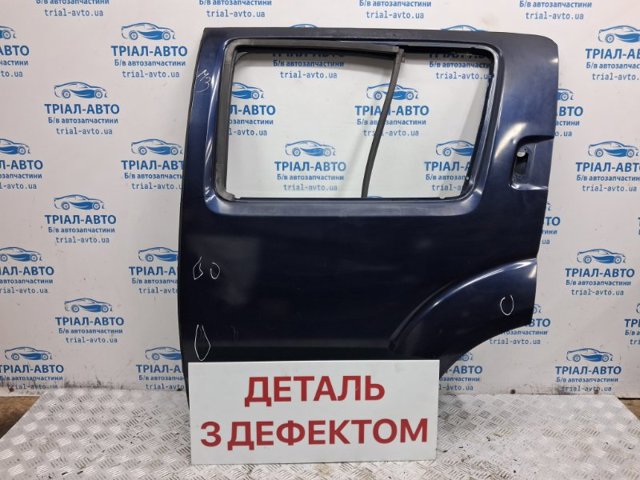 Дверь задняя 82101EB330 NISSAN