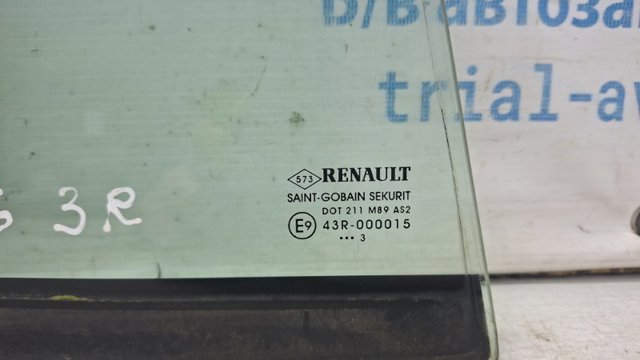 822200012R RENAULT Стекло-форточка двери задней правой купить в Запорожье