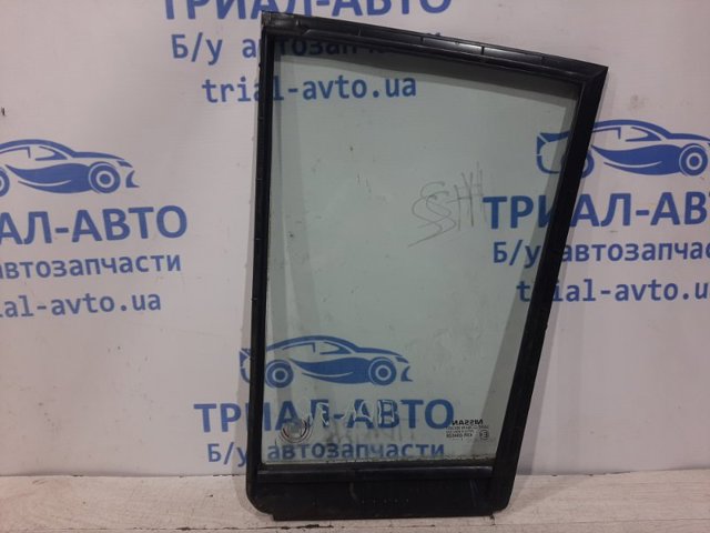 NISSAN 82262EL000 Стекло-форточка двери задней правой в наличии Полтава