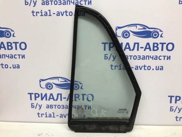 NISSAN 82262EL400 Стекло-форточка двери задней правой в наличии Одесса