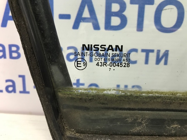 82262EL400 NISSAN Стекло-форточка двери задней правой купить в Ирпень