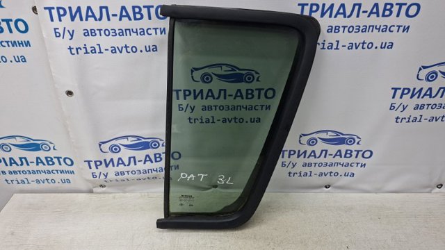 Уголок задней левой двери 82263EB305 NISSAN