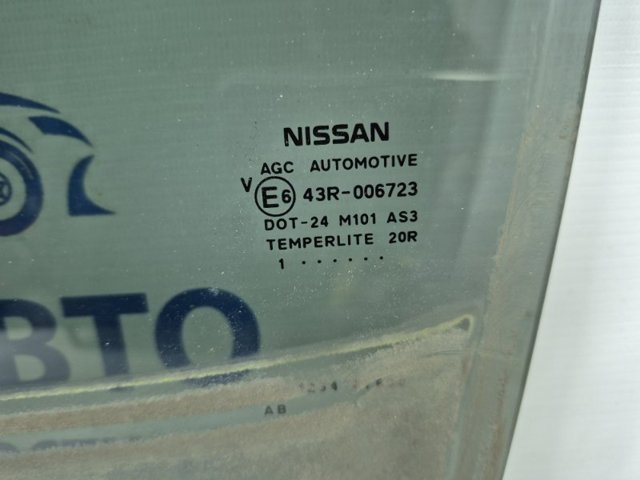 823011KK1A Стекло двери задней левой купить Ужгород