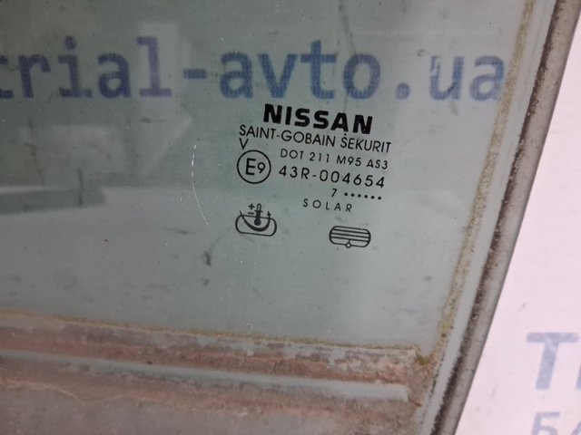NISSAN 82301EB320 Стекло двери задней левой в наличии Запорожье