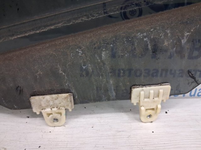 Стекло заднее левое 82301JG000 NISSAN
