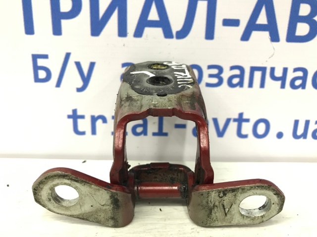 824211KA0A NISSAN Петля двери передней правой купить в Житомир