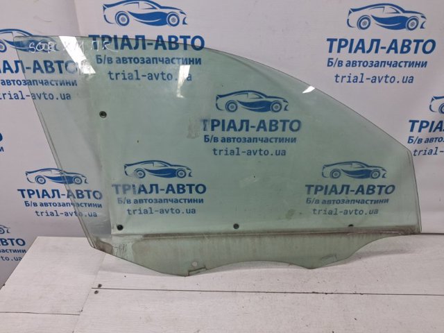 Стекло передней правой двери 824212P011 HYUNDAI