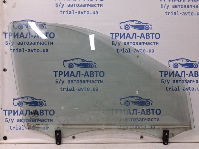 Стекло передней двери, правой 824213E010 HYUNDAI