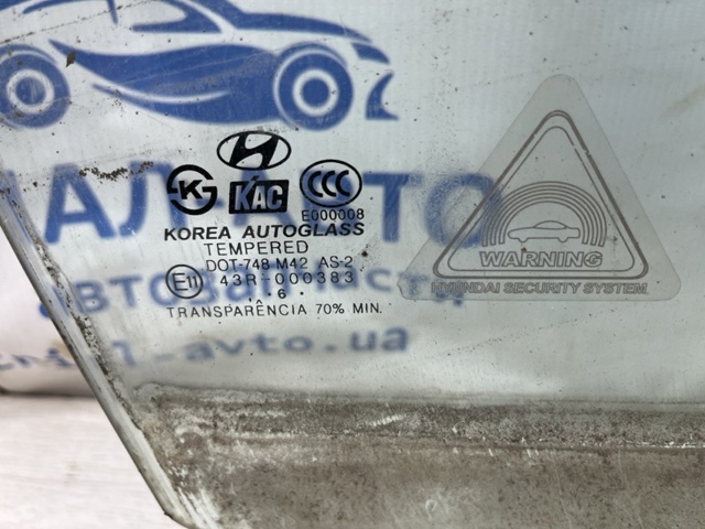 HYUNDAI 824213K000 Стекло двери передней правой в наличии Чернигов