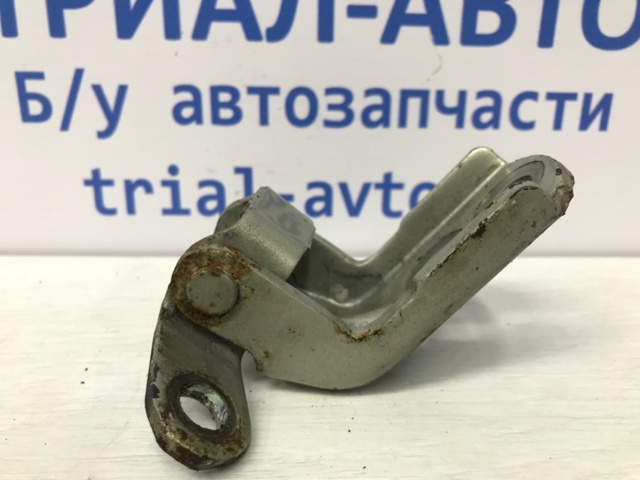 NISSAN 82421ED00B в наличии Черкассы