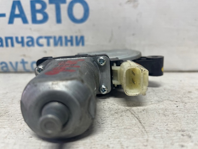 82460C5100 HYUNDAI Замок двери передней левой купить в Украина