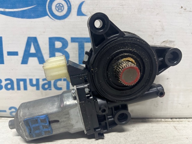 82460C5100 Замок водительской двери купить Полтава
